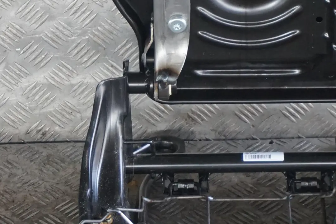 Rücksitz Sitzmechanik Lehne Sitzrahmen für BMW Mini Countryman R60 mit Teilenummer 9801304 BMW Mini Countryman R60 Rücksitz Sitzmechanik Lehne Sitzrahmen - SKU 9801304 - Teilenummer 9801304