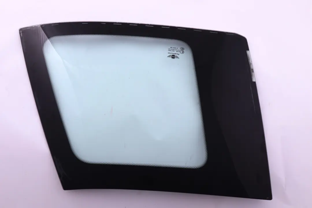 Finestrino Stretto Posteriore SX 5135 per Mini Countryman R60 con numero di parte 9801507 Mini Countryman R60 Finestrino Stretto Posteriore SX 5135 - SKU 9801507 - Numero di parte 9801507