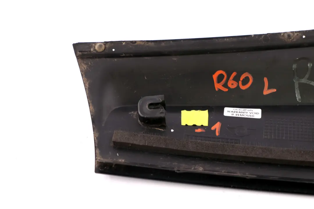 Column D Pillar Trim Cover Left N/S Black für Mini Countryman R60 mit Teilenummer 9801547 Mini Countryman R60 Column D Pillar Trim Cover Left N/S Black - SKU 9801547-1 - Teilenummer 9801547