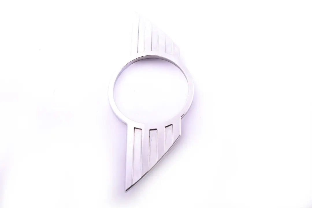 Emblem Abzeichen Heckklappe Surround Chrom für Mini Cooper One R60 R61 mit Teilenummer 9801607 Mini Cooper One R60 R61 Emblem Abzeichen Heckklappe Surround Chrom - SKU 9801607 - Teilenummer 9801607