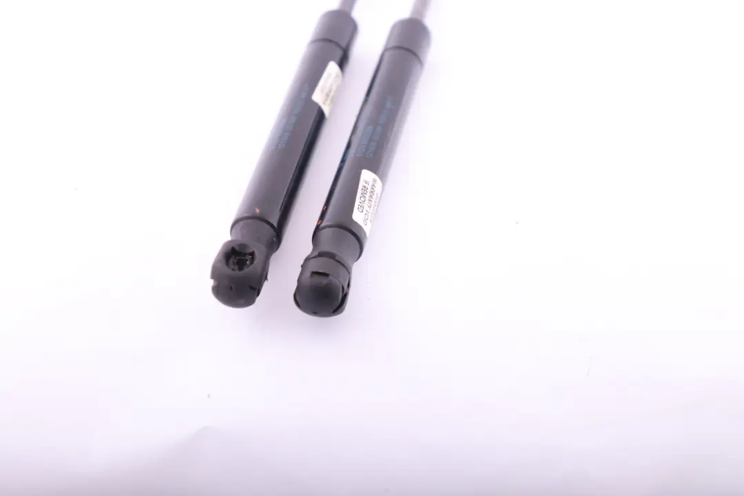 Set Gas Presurizado Primavera Capucha para Mini R60 R61 con número de pieza 9802054 Mini R60 R61 Set Gas Presurizado Primavera Capucha - SKU 9802054 - Número de pieza 9802054