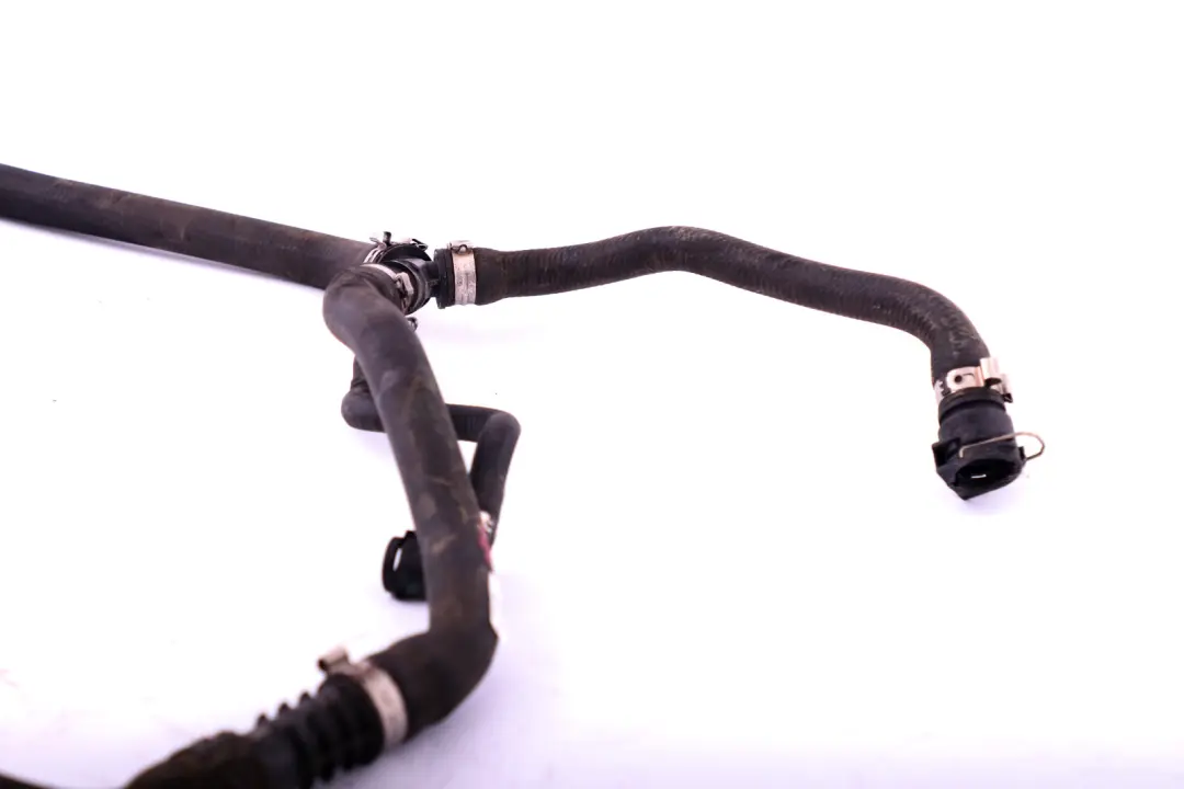 Sistema di Raffreddamento Tubo 1712 per Mini Cooper R60 R61 con numero di parte 9802107 Mini Cooper R60 R61 Sistema di Raffreddamento Tubo 1712 - SKU 9802107 - Numero di parte 9802107