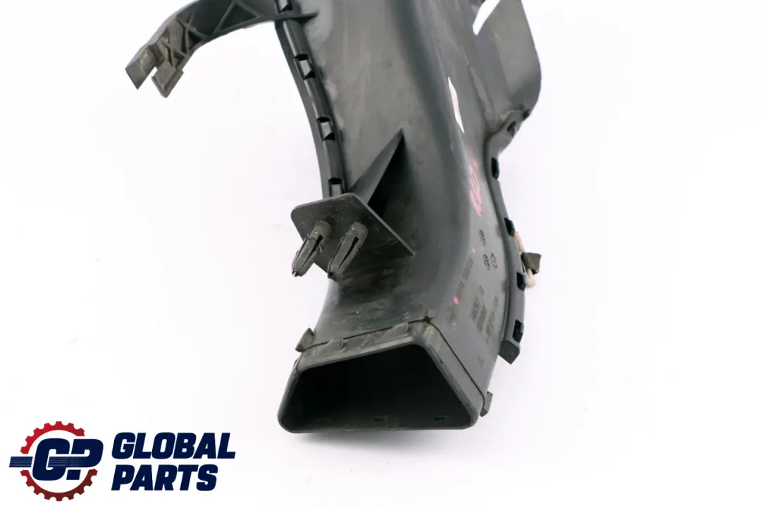 Wlot Kierownica Powietrza Prawy Przód do Mini R60 R61 o numerze 9802120 Mini R60 R61 Wlot Kierownica Powietrza Prawy Przód - SKU 9802120 - Numer Części 9802120