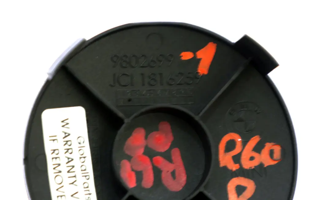 Osłona Zaślepka Uchwytu Fotela Przód do MINI R60 o numerze 9802699 MINI R60 Osłona Zaślepka Uchwytu Fotela Przód - SKU 9802699-1 - Numer Części 9802699