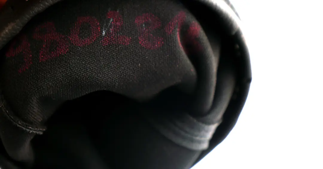 Shift Knob Gaiter Cover Leather Black to Mini Cooper R60 R61 Gear with Part number 9802818 Mini Cooper R60 R61 Gear Shift Knob Gaiter Cover Leather Black - SKU 9802818 - Part number 9802818