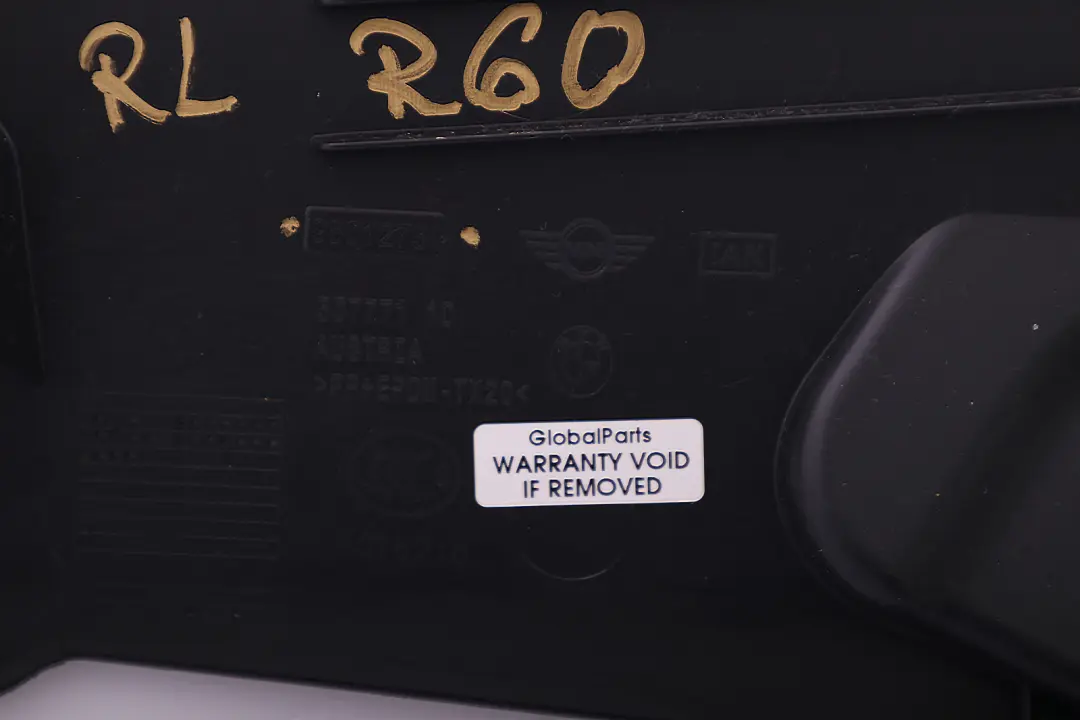 Listwa Osłona Progu Lewy Tył do MINI Countryman R60 o numerze 9803267 MINI Countryman R60 Listwa Osłona Progu Lewy Tył - SKU 9803267 - Numer Części 9803267