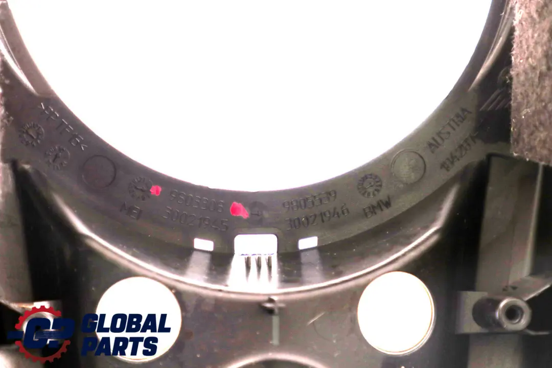 Osłona Konsoli Środkowej do Mini Countryman R60 o numerze 9811186 Mini Countryman R60 Osłona Konsoli Środkowej - SKU 9803308 - Numer Części 9811186