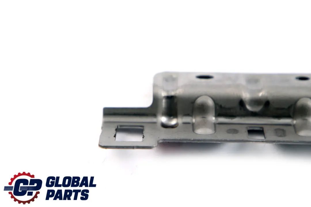 Support arrière Cover pour Mini Countryman R60 à propos du numéro de pièce 9803599 Mini Countryman R60 Support arrière Cover - SKU 9803599 - Numéro de pièce 9803599