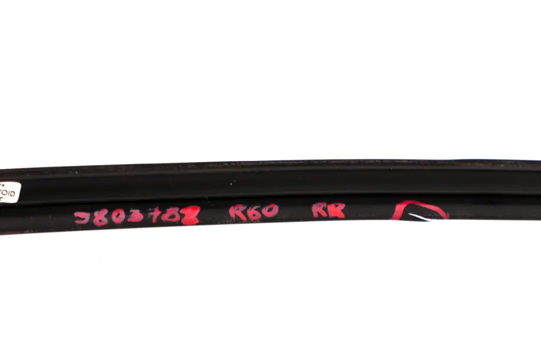 Listwa Szyby Prawy Tył Chrom do Mini Countryman R60 o numerze 9803782 Mini Countryman R60 Listwa Szyby Prawy Tył Chrom - SKU 9803782 - Numer Części 9803782