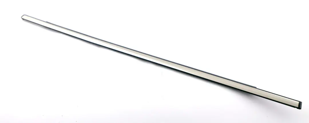 Mini Countryman R60 Plaque D'egout Porte Exterieur Arriere Droite Chrome - SKU 9803792 - Numéro de pièce 9803792