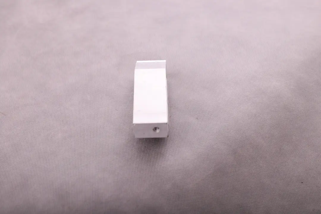 Vibration Isolator Bulkhead to Mini R60 R61 with Part number 9804294 Mini R60 R61 Vibration Isolator Bulkhead - SKU rhd-9804294 - Part number 9804294