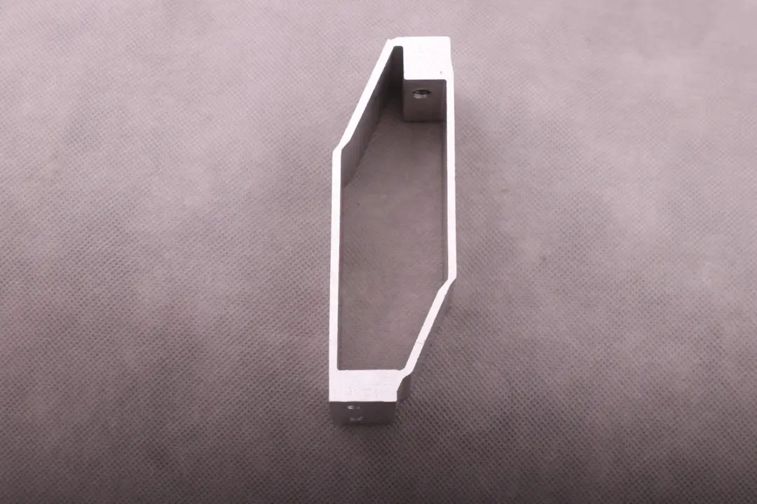 Vibration Isolator Bulkhead to Mini R60 R61 with Part number 9804294 Mini R60 R61 Vibration Isolator Bulkhead - SKU rhd-9804294 - Part number 9804294