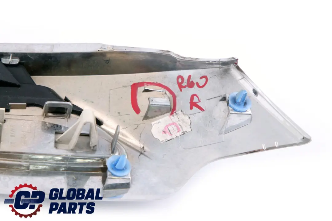 Trim Side Turn Indicator Right O/S Chrome 9802607 to Mini Countryman R60 R61 with Part number 9804608 Mini Countryman R60 R61 Trim Side Turn Indicator Right O/S Chrome 9802607 - SKU 9804612 - Part number 9804608