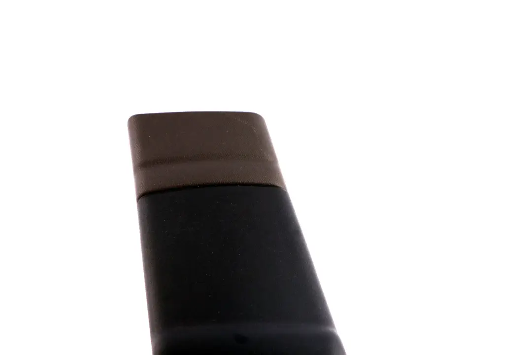 Tapa Columna B Embellecedor Inferior Izquierda Carbono Negro 9803311 para Mini R60 con número de pieza 9804679 Mini R60 Tapa Columna B Embellecedor Inferior Izquierda Carbono Negro 9803311 - SKU 9804679 - Número de pieza 9804679