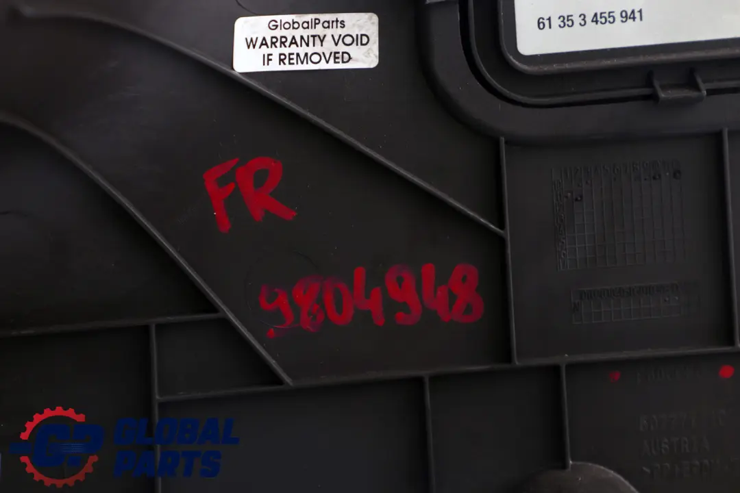 Listwa progu prawa próg DARK TOBACCO do MINI R60 o numerze 9804948 MINI R60 Listwa progu prawa próg DARK TOBACCO - SKU 9804948 - Numer Części 9804948