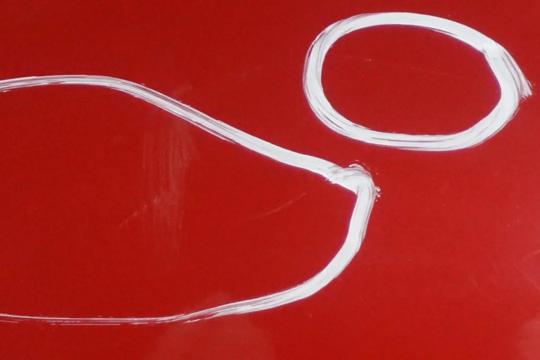 Tür Hinten Rechts Blazing Red Rot Metallic - B63 für BMW Mini Countryman R60 mit Teilenummer 9805930 BMW Mini Countryman R60 Tür Hinten Rechts Blazing Red Rot Metallic - B63 - SKU 9805930-BRM - Teilenummer 9805930