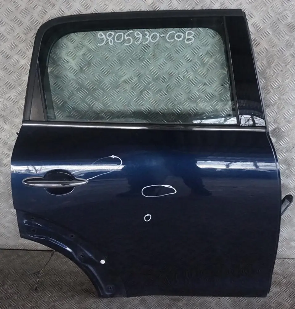 Drzwi prawe tylne prawy tył do MINI Countryman R60 o numerze 9805930 MINI Countryman R60 Drzwi prawe tylne prawy tył - SKU 9805930-COB - Numer Części 9805930