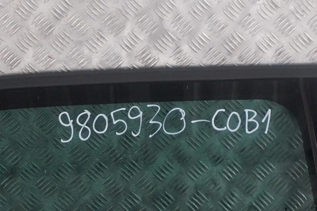 Puerta Trasera Derecha Azul Cosmico Metalizado - B13 para Mini Countryman R60 1 con número de pieza 9805930 Mini Countryman R60 1 Puerta Trasera Derecha Azul Cosmico Metalizado - B13 - SKU 9805930-COB1 - Número de pieza 9805930