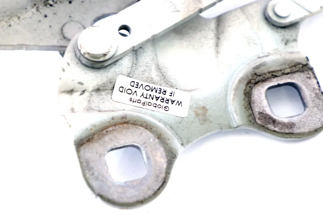 Zawias maski silnika prawy biały 9801570 do Mini Countryman R60 o numerze 9805938 Mini Countryman R60 Zawias maski silnika prawy biały 9801570 - SKU 9805938-LW - Numer Części 9805938