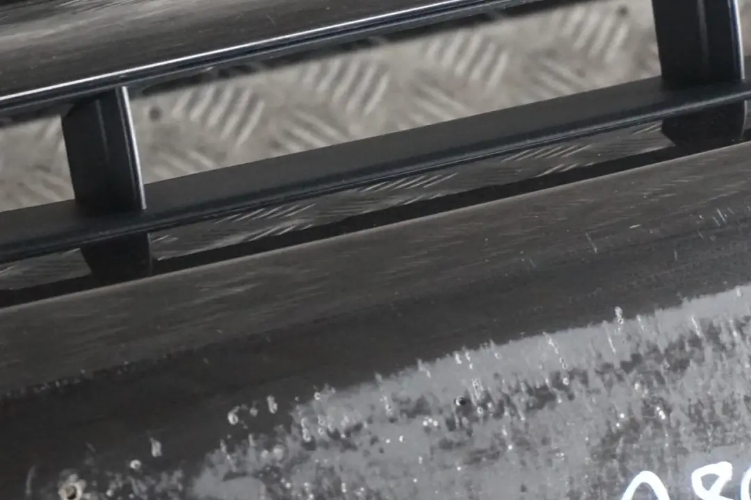 Stossfänger Vorn Midnight Grey Grau - B39 für BMW Mini Countryman R60 Cooper S mit Teilenummer 9806064 BMW Mini Countryman R60 Cooper S Stossfänger Vorn Midnight Grey Grau - B39 - SKU 9806064-MNG - Teilenummer 9806064