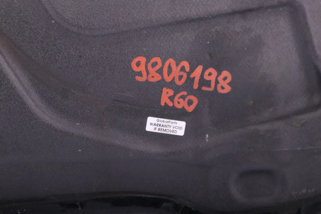 Aislamiento Acustico Puerta Delantera Derecha 9810086 para Mini Countryman R60 con número de pieza 9806198 Mini Countryman R60 Aislamiento Acustico Puerta Delantera Derecha 9810086 - SKU 9806198 - Número de pieza 9806198