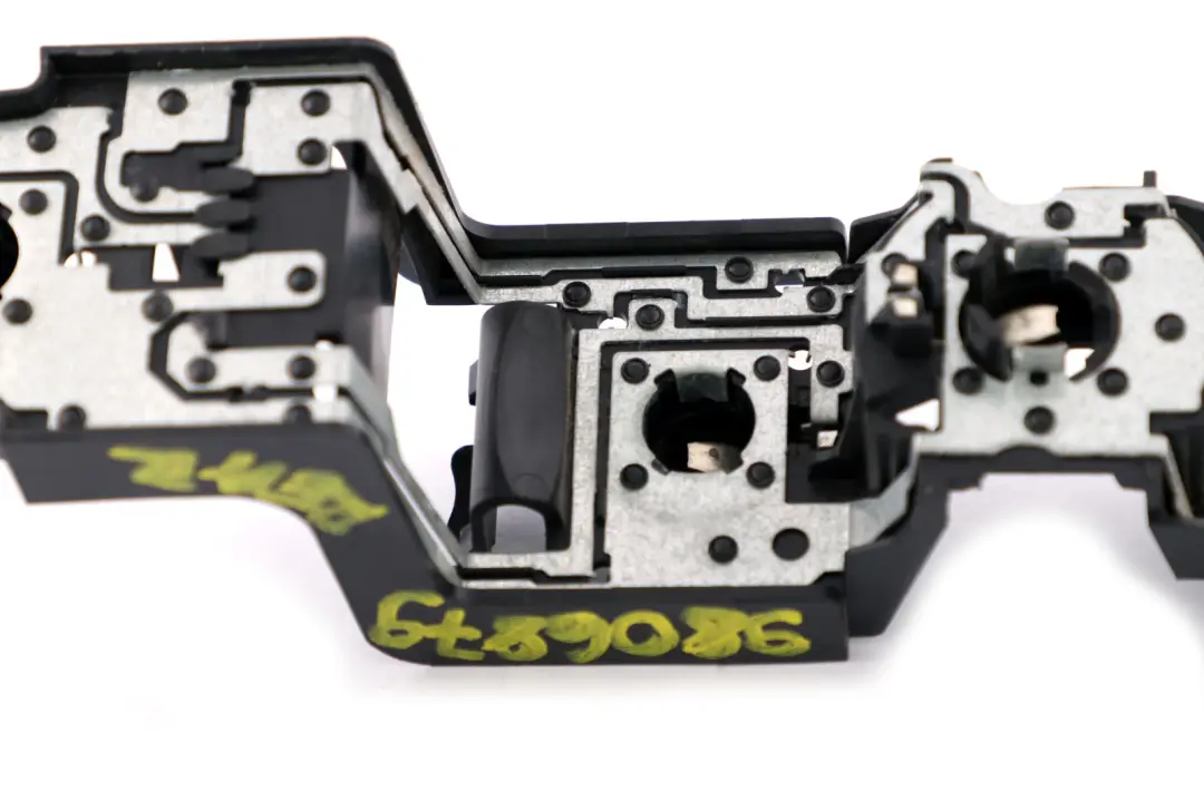 Support Douille Ampoule Arrière Gauche Droite Lumineux Mini Cooper R60 - SKU 9806879 - Numéro de pièce 9806879
