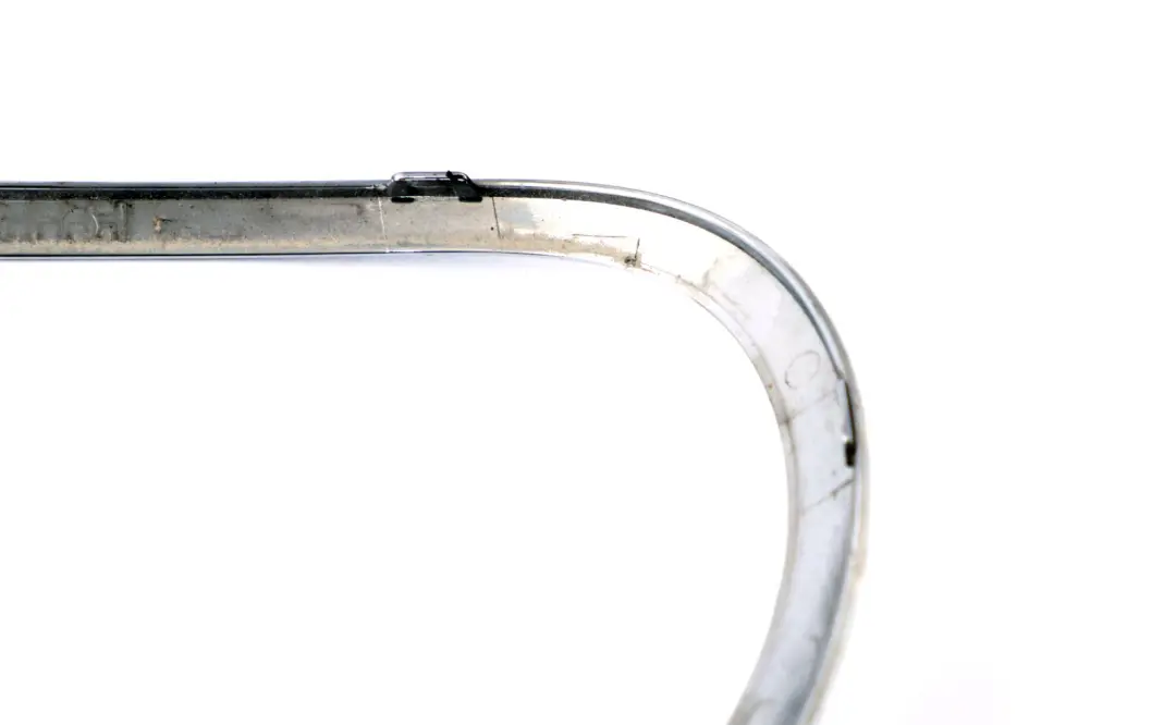 Rahmen Heckleuchte hinten links CHROM für BMW Mini Countryman R60 mit Teilenummer 9806935 BMW Mini Countryman R60 Rahmen Heckleuchte hinten links CHROM - SKU 9806935 - Teilenummer 9806935