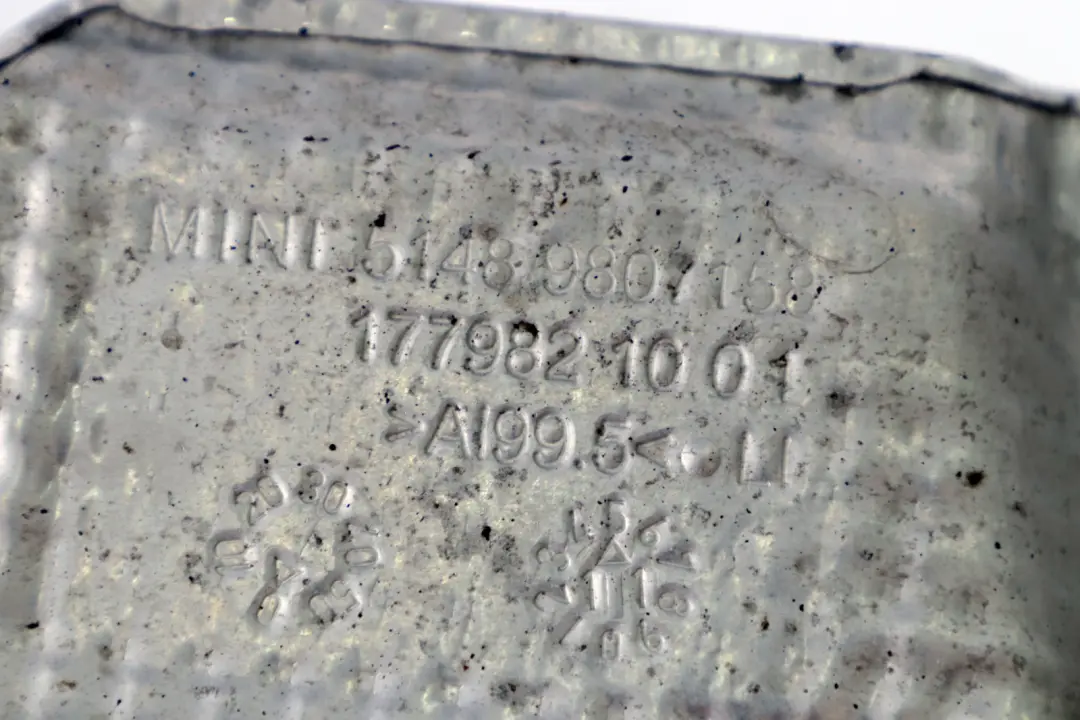 Heat Insulation Rear Silencer Right O/S to Mini Cooper R60 R61 with Part number 9807158 Mini Cooper R60 R61 Heat Insulation Rear Silencer Right O/S - SKU 9807158 - Part number 9807158