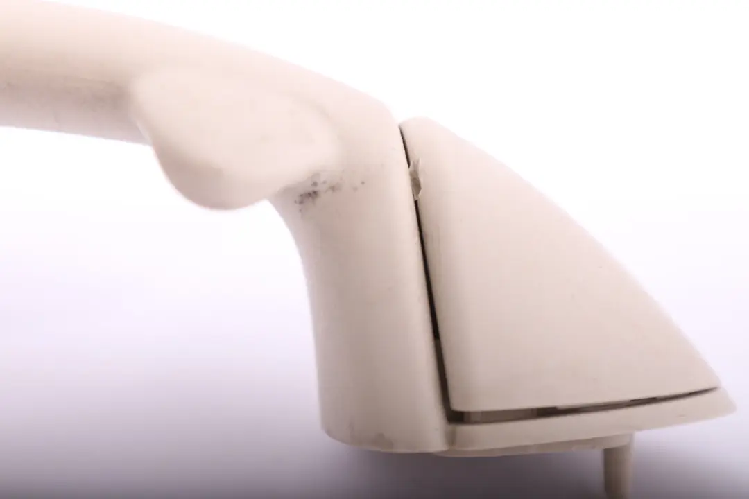 Maniglia Posteriore Destra Rivestimento Luce Beige per BMW Mini Countryman R60 con numero di parte 9807344 BMW Mini Countryman R60 Maniglia Posteriore Destra Rivestimento Luce Beige - SKU 9807344 - Numero di parte 9807344