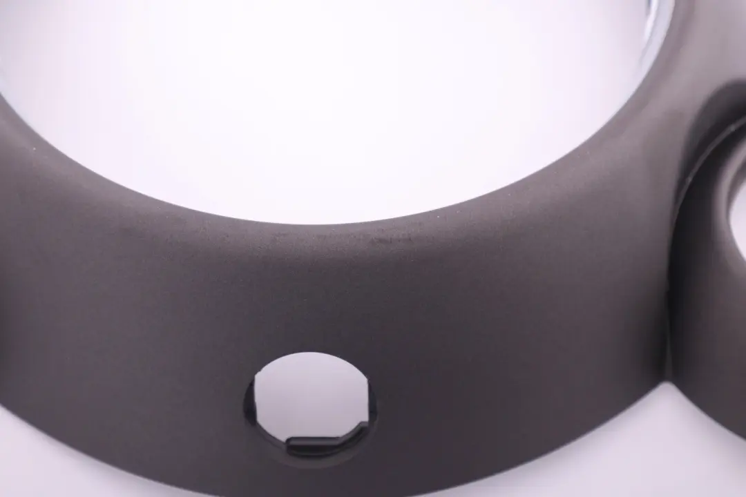 Osłona Ramka Licznika 9804347 do Mini Countryman R60 o numerze 9807427 Mini Countryman R60 Osłona Ramka Licznika 9804347 - SKU 9807427 - Numer Części 9807427