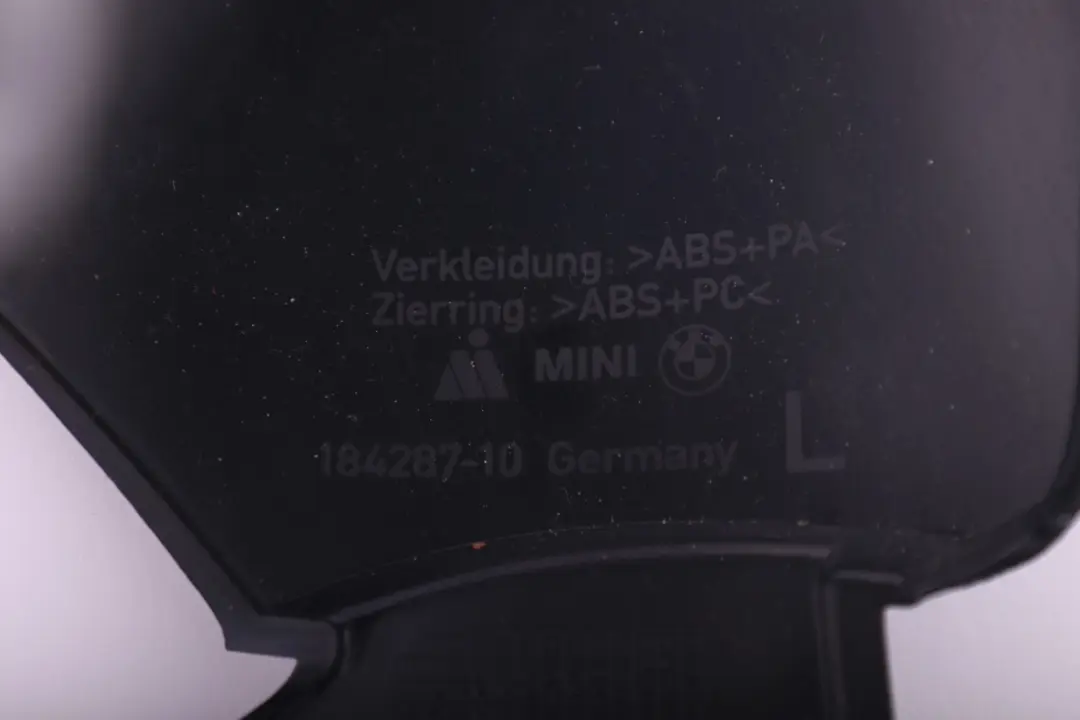Abdeckung Luftauslass I-Tafel links DARK GREY 184287 für BMW Mini Countryman R60 mit Teilenummer 9807429 BMW Mini Countryman R60 Abdeckung Luftauslass I-Tafel links DARK GREY 184287 - SKU 9807429 - Teilenummer 9807429