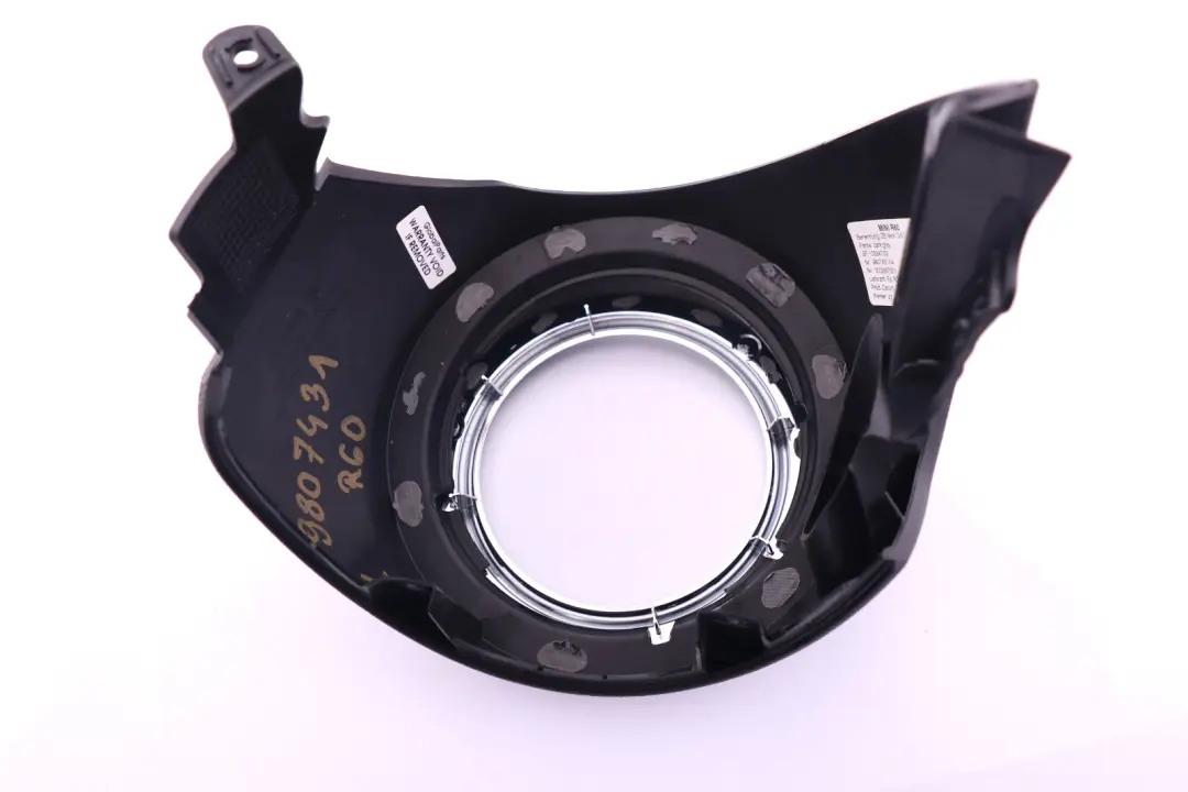 Osłona wlot powietrza kratka nawiew lewa do MINI R60 o numerze 9807431 MINI R60 Osłona wlot powietrza kratka nawiew lewa - SKU 9807431 - Numer Części 9807431