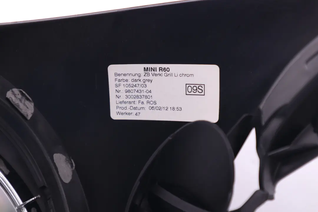 MINI R60 Osłona wlot powietrza kratka nawiew lewa - SKU 9807431 - Numer Części 9807431