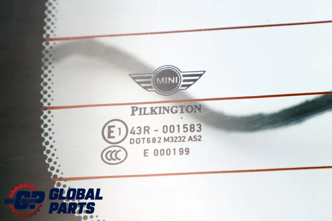 Vitre De Couvercle De Coffre Arrière AS2 pour Mini R60 à propos du numéro de pièce 9807921 Mini R60 Vitre De Couvercle De Coffre Arrière AS2 - SKU 9807921 - Numéro de pièce 9807921