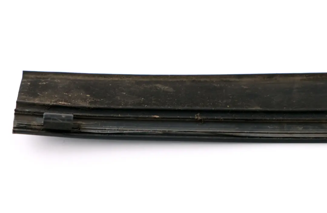 Abdichtung Tür hinten rechts 5135 für BMW Mini Countryman R60 mit Teilenummer 9808048 BMW Mini Countryman R60 Abdichtung Tür hinten rechts 5135 - SKU 9808048 - Teilenummer 9808048