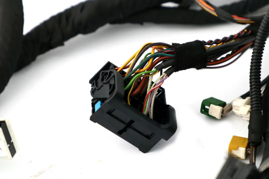 Wiring Cable Harness Instrument Dashboard Dash to Mini Cooper R60 R61 with Part number 9808157 Mini Cooper R60 R61 Wiring Cable Harness Instrument Dashboard Dash - SKU 9808157 - Part number 9808157