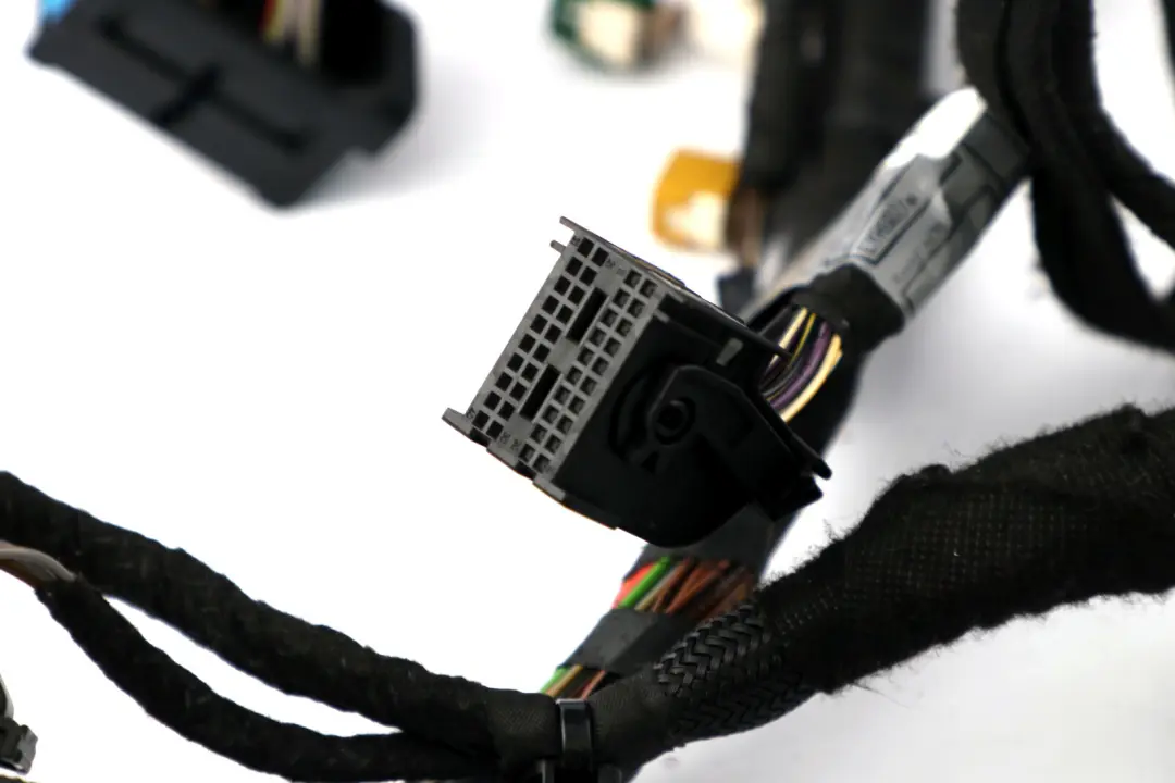 Wiring Cable Harness Instrument Dashboard Dash to Mini Cooper R60 R61 with Part number 9808157 Mini Cooper R60 R61 Wiring Cable Harness Instrument Dashboard Dash - SKU 9808157 - Part number 9808157