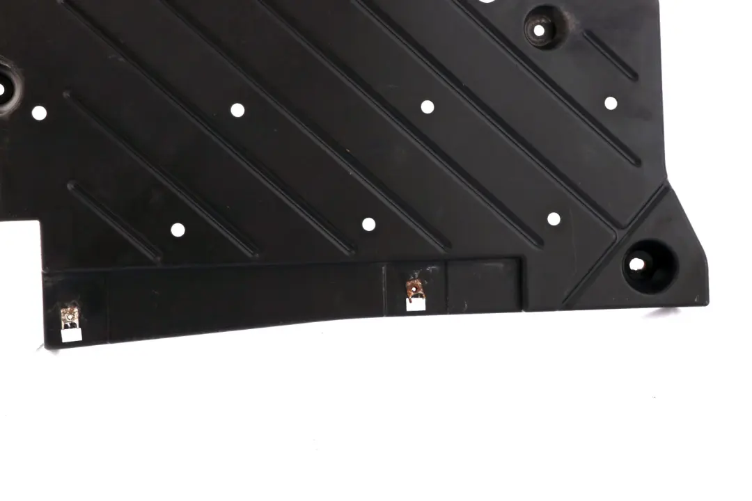 Panneau d'habillage de soubassement arrière gauche pour Mini R60 R61 à propos du numéro de pièce 9808213 Mini R60 R61 Panneau d'habillage de soubassement arrière gauche - SKU 9808213 - Numéro de pièce 9808213