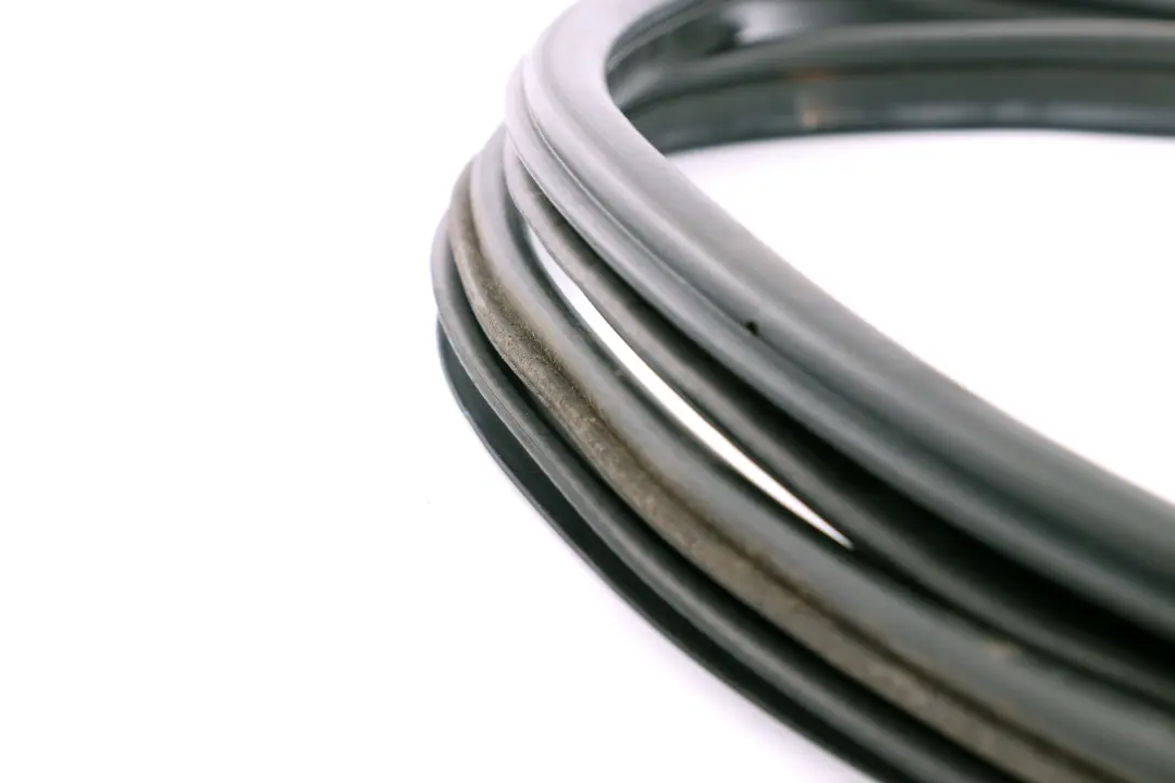 TĂĽrdichtung Vorne Links/ Rechts für Mini Countryman R60 mit Teilenummer 9808654 Mini Countryman R60 TĂĽrdichtung Vorne Links/ Rechts - SKU 9808654 - Teilenummer 9808654