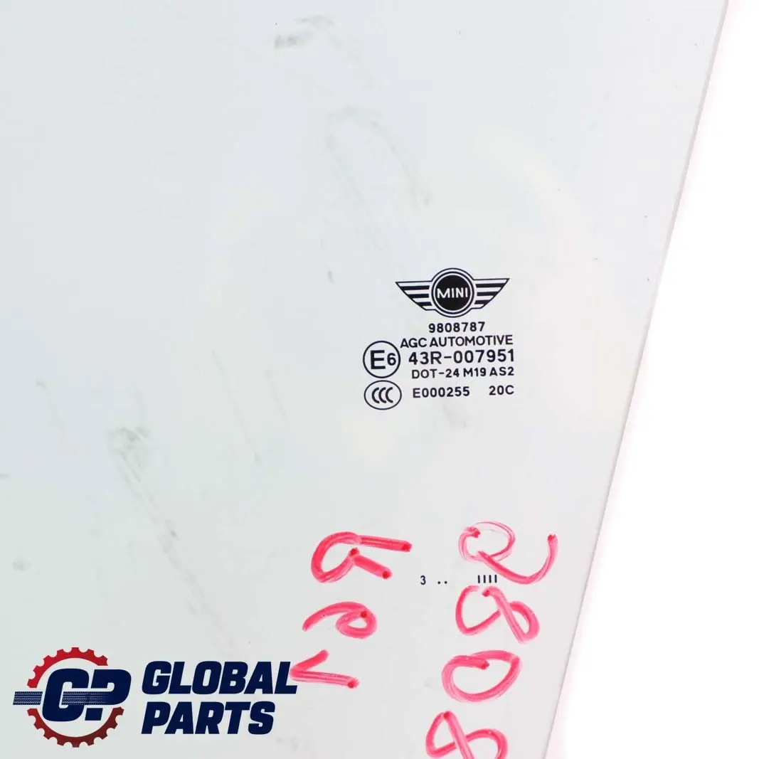Vitre de porte de fenêtre avant gauche AS2 pour Mini Paceman R61 à propos du numéro de pièce 9808787 Mini Paceman R61 Vitre de porte de fenêtre avant gauche AS2 - SKU 9808787 - Numéro de pièce 9808787
