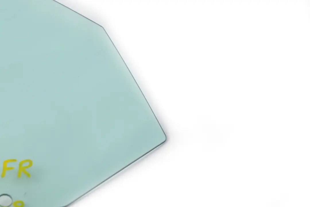 Szyba Drzwi Przednia Prawa Prawy Przód AS2 do Mini Paceman R61 o numerze 9808788 Mini Paceman R61 Szyba Drzwi Przednia Prawa Prawy Przód AS2 - SKU 9808788 - Numer Części 9808788