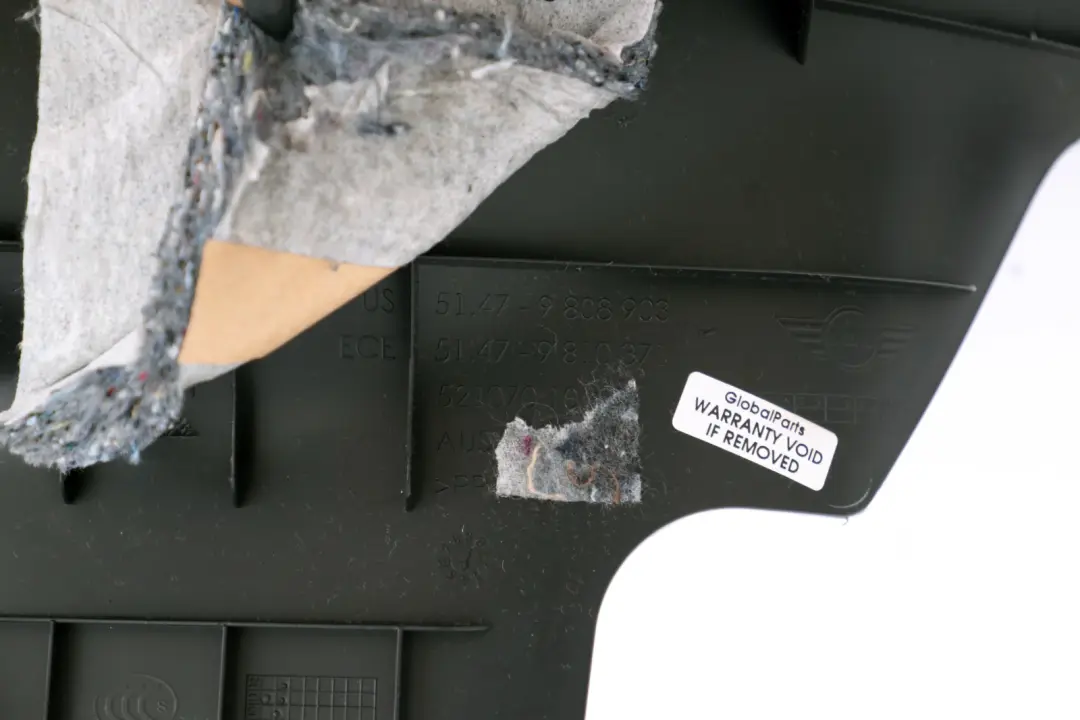 Liston Umbral de Puerta Trasera Izquierda Negro Carbon para Mini Paceman R61 con número de pieza 9808903 Mini Paceman R61 Liston Umbral de Puerta Trasera Izquierda Negro Carbon - SKU 9808903 - Número de pieza 9808903