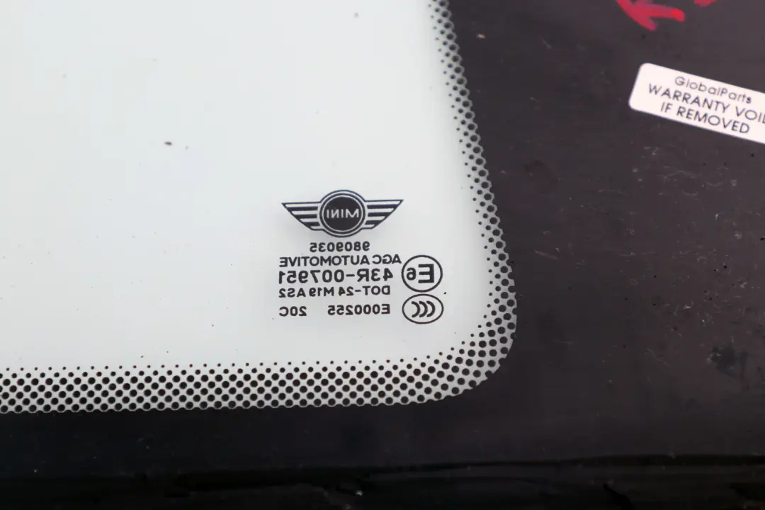 Cristal Lateral Fijo AS2 Trasero Izquierdo para Mini Paceman R61 con número de pieza 9809035 Mini Paceman R61 Cristal Lateral Fijo AS2 Trasero Izquierdo - SKU 9809035 - Número de pieza 9809035