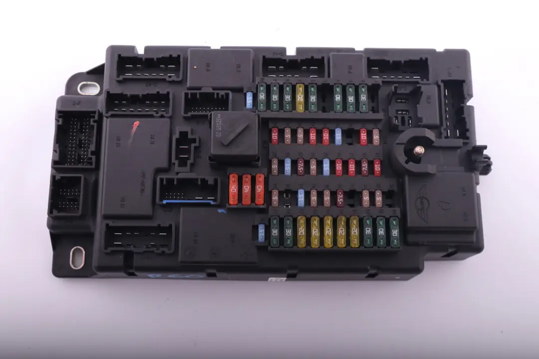 High PL3 SPEG H6 Fuse Distribution Box to Mini Cooper R60 Countryman with Part number 9809381 Mini Cooper R60 Countryman High PL3 SPEG H6 Fuse Distribution Box - SKU 9809381 - Part number 9809381