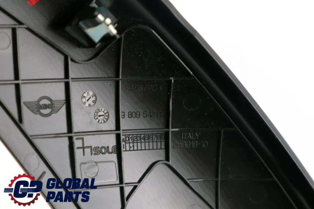 Embellecedor Consola Delantera Derecha Negro Piano para Mini Countryman 1 R60 con número de pieza 9809544 Mini Countryman 1 R60 Embellecedor Consola Delantera Derecha Negro Piano - SKU 9809544-1 - Número de pieza 9809544