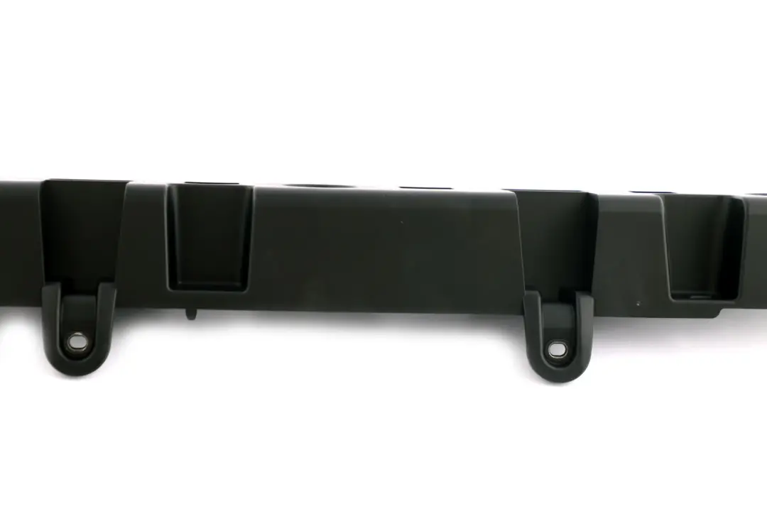 Montaje Embellecedor Maletero Negro para Mini Paceman R61 con número de pieza 9809873 Mini Paceman R61 Montaje Embellecedor Maletero Negro - SKU 9809873 - Número de pieza 9809873