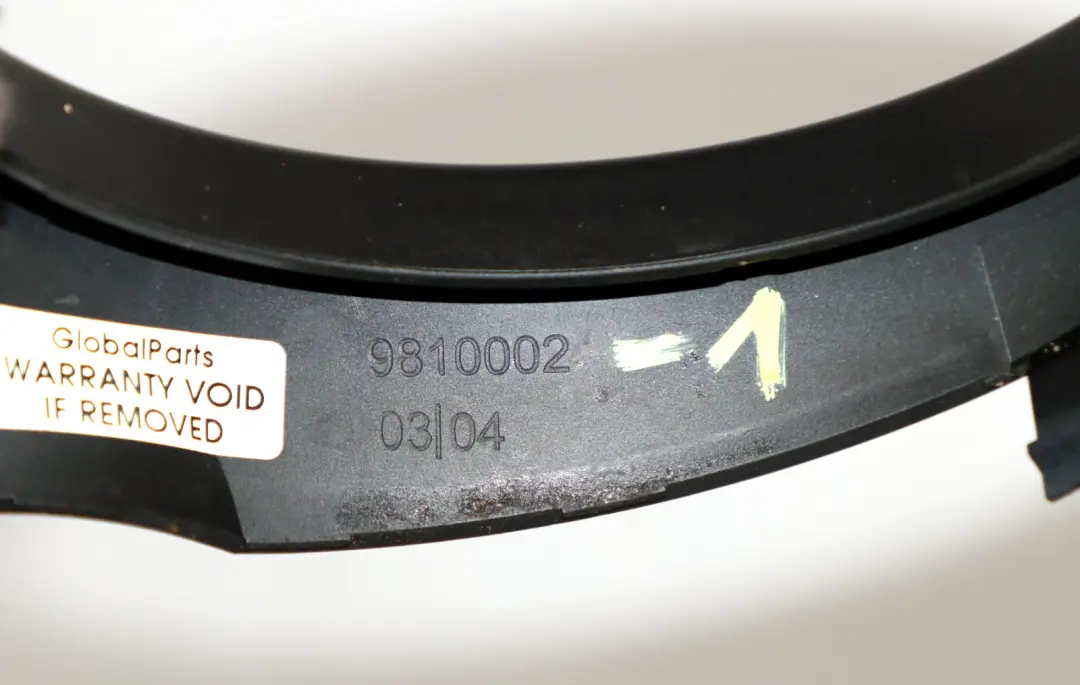 Osłona Pierścień Gałki Biegów Czarny do MINI R60 R61 o numerze 9810002 MINI R60 R61 Osłona Pierścień Gałki Biegów Czarny - SKU 9810002-1 - Numer Części 9810002