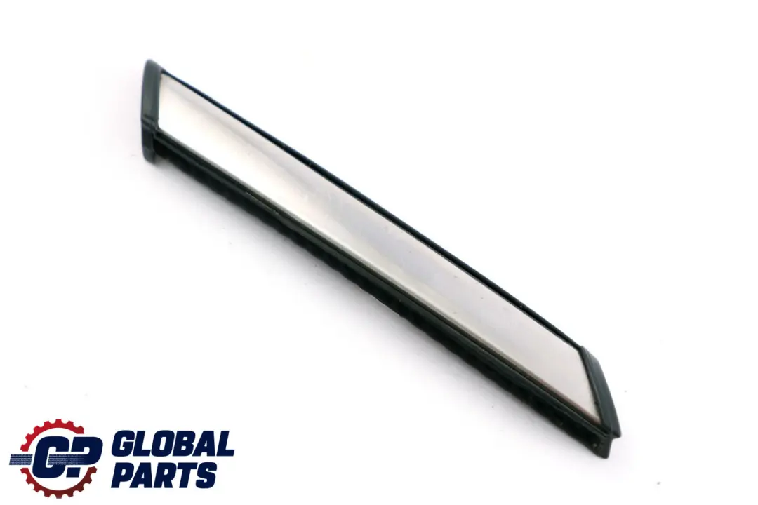 Moulure Panneau Latéral Avant Droit Chromée pour Mini Cooper R60 R61 à propos du numéro de pièce 9810466 Mini Cooper R60 R61 Moulure Panneau Latéral Avant Droit Chromée - SKU 9810466 - Numéro de pièce 9810466