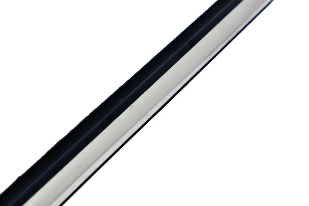 Channel Cover Exterior Door Front Left N/S to Mini Countryman R60 with Part number 9810467 Mini Countryman R60 Channel Cover Exterior Door Front Left N/S - SKU 9810467 - Part number 9810467