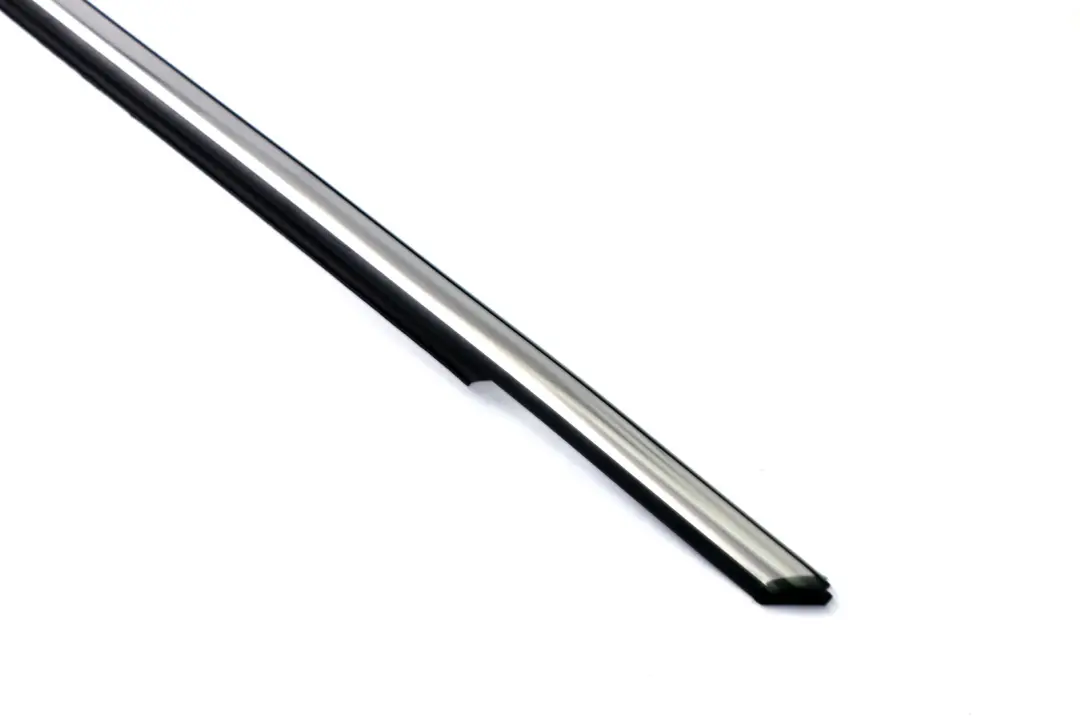 Cache De Canal Extérieur De Porte Avant Gauche pour Mini Countryman R60 à propos du numéro de pièce 9810467 Mini Countryman R60 Cache De Canal Extérieur De Porte Avant Gauche - SKU 9810467 - Numéro de pièce 9810467